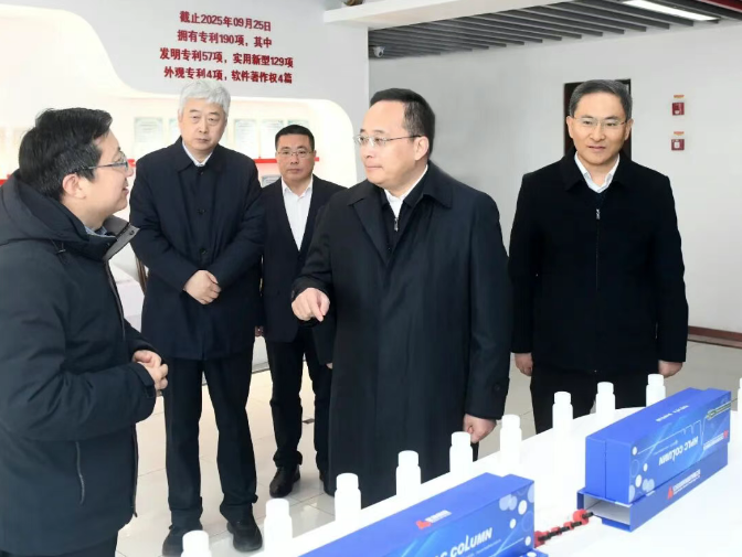 顾坤调研推进新质生产力发展工作